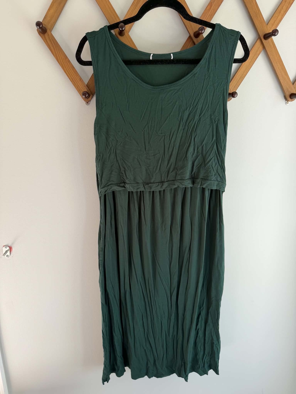 Bearsland Sleeveless Forest Green Midi Nursing Dress